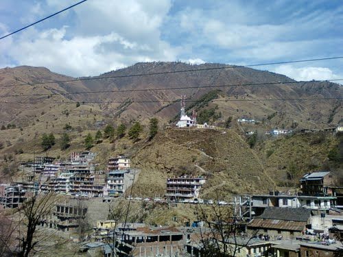 Photo of The Mall Road, Rohru, Shimla, Himachal Pradesh, India by Rahul Maharishi