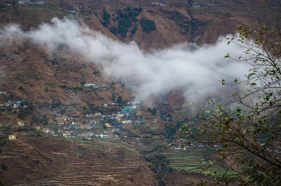 Photo of Deval, Uttarakhand, India by sujay kulkarni