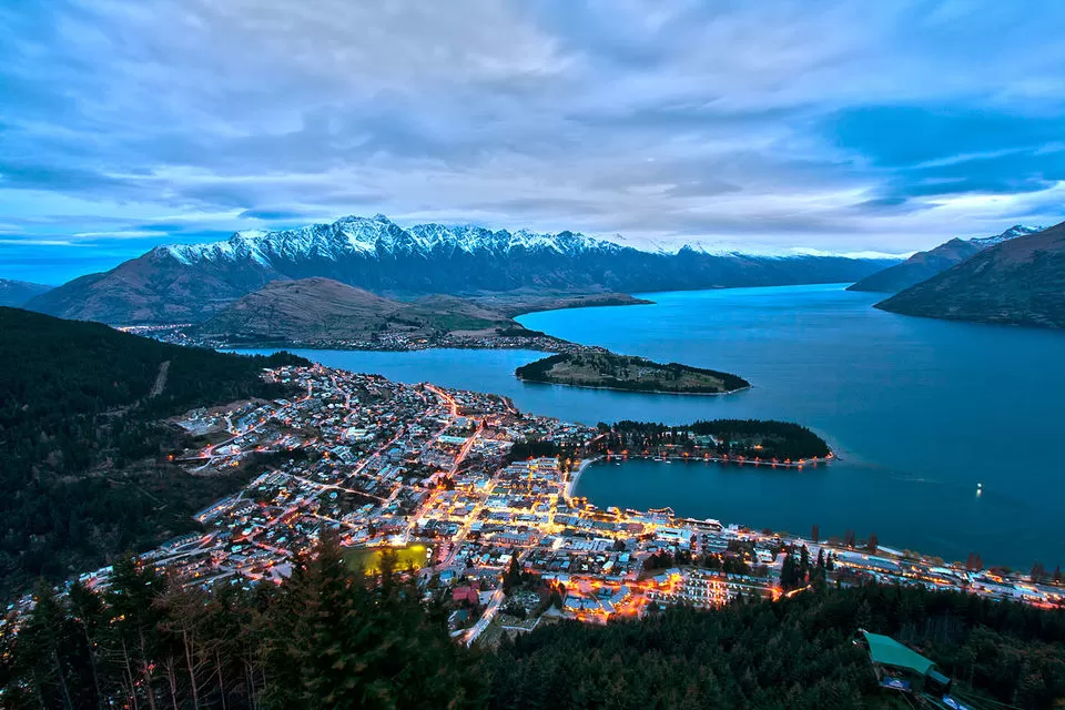 Photo of Queenstown, New Zealand by Tripoto