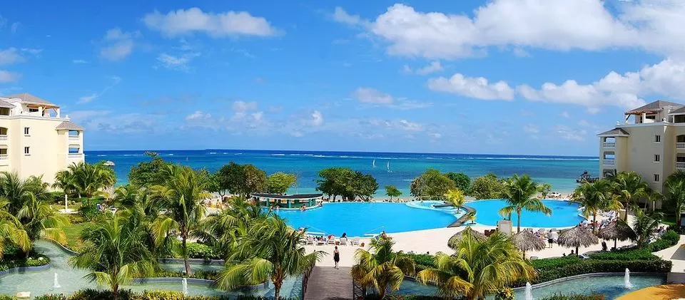 Photo of Montego Bay, Jamaica by Tripoto
