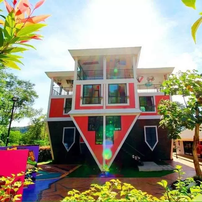Photo of Baan Teelanka - The UpsideDown House of Phuket, Chalermprakiat Ratchakan Thi 9 Road, Ratsada, Mueang Phuket District, Phuket, Thailand by Ginny Bansal