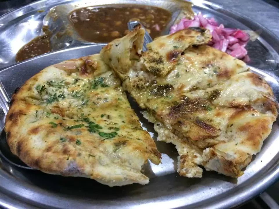 Photo of All India Famous Amritsari Kulcha, Race Course Road, crossing, Amritsar, Punjab, India by Abhijit