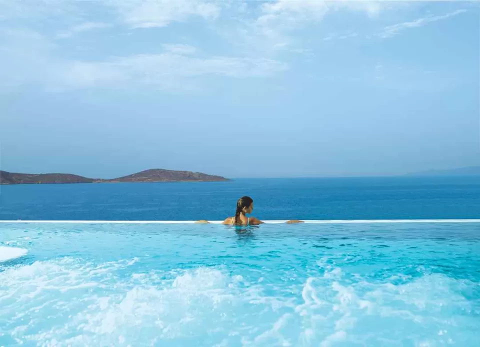 Photo of Only The Best For Bae! This Travel Company Curates the Best Honeymoon Deals Based on Your Budget by Priya Pareek
