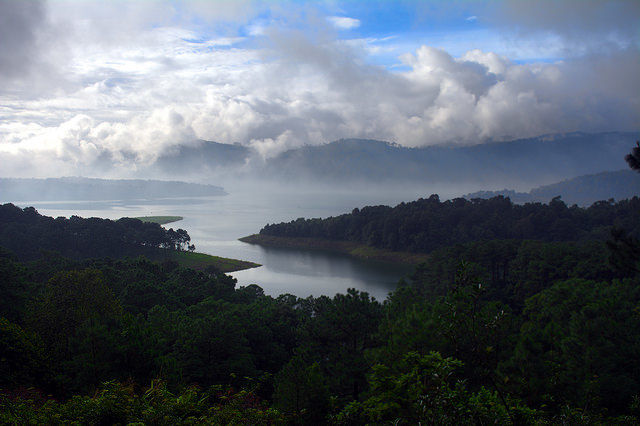 Photo of Stop what you're doing and escape to this lakeside resort in Shillong with your significant other! by Siddharth Sujan