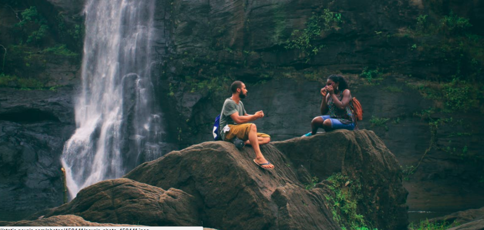 Photo of Surrounded With National Parks And Waterfalls, This Remote Town Is Not There On Any Tourist Map! by Siddharth Sujan