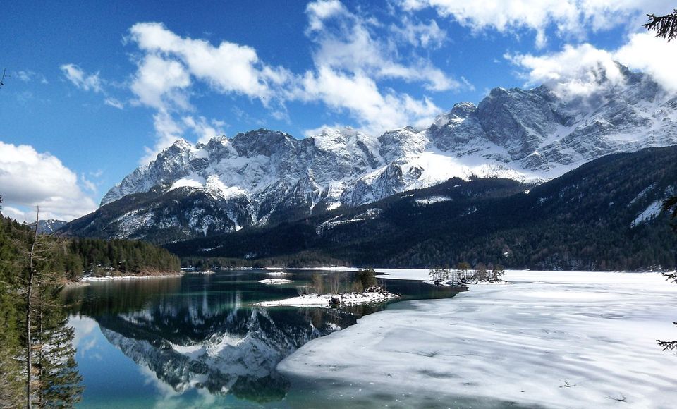 Photo of There's a Mystical 'Mountain of Lakes' 15 km from Manali That You Actually Trek Through! by Siddharth Sujan