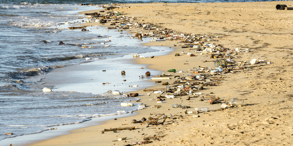 Photo of Corona Is Cleaning Up Mumbai's Juhu Beach This World Environment Day And Here's How You Can Sign Up 1/3 by Siddharth Sujan