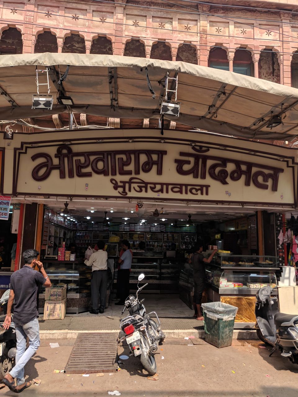 Photo of Bikaner Has a Crazy Obsession with Rasgullas and It’s a Story That Deserves to Be Heard! by Siddharth Sujan