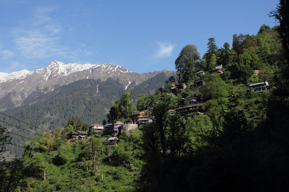 Photo of Saurkundi Pass - A Trail offers you to enjoy the timeless beauty of Kullu valley by Rishi Datta