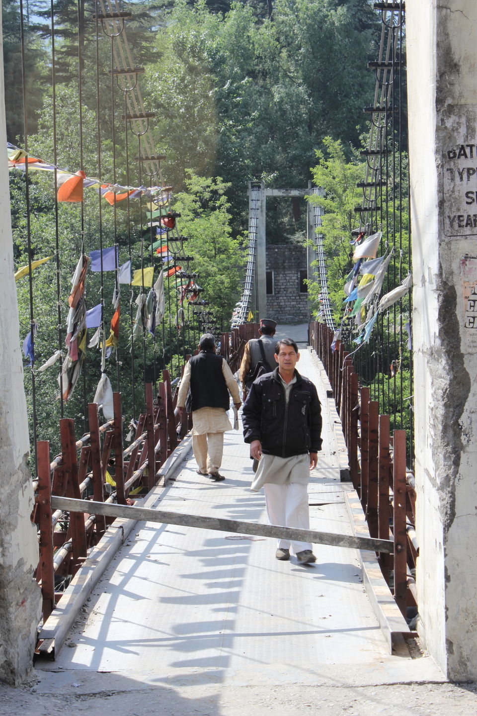 Photo of Saurkundi Pass - A Trail offers you to enjoy the timeless beauty of Kullu valley by Rishi Datta