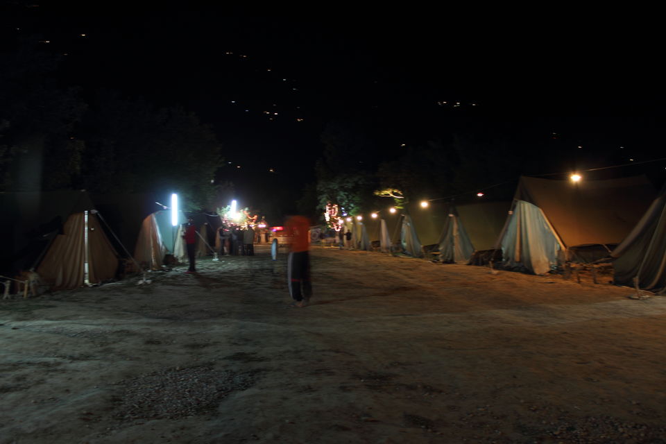 Photo of Saurkundi Pass - A Trail offers you to enjoy the timeless beauty of Kullu valley by Rishi Datta