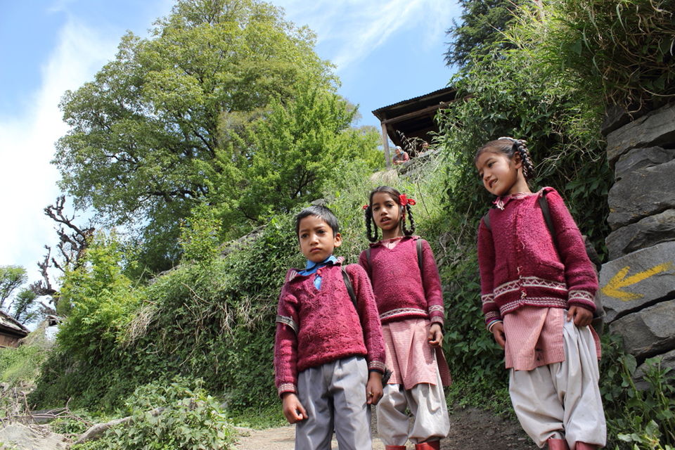 Photo of Saurkundi Pass - A Trail offers you to enjoy the timeless beauty of Kullu valley by Rishi Datta