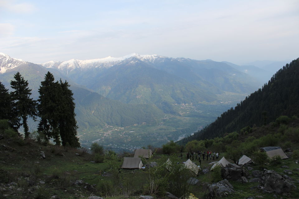 Photo of Saurkundi Pass - A Trail offers you to enjoy the timeless beauty of Kullu valley by Rishi Datta