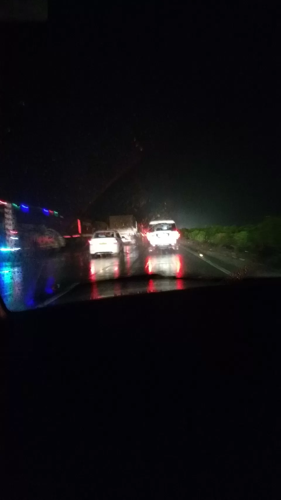 Photo of Western Express Highway, Western Express Highway, Aarey Colony, Goregaon East, Mumbai, Maharashtra, India by theuncanny_traveller
