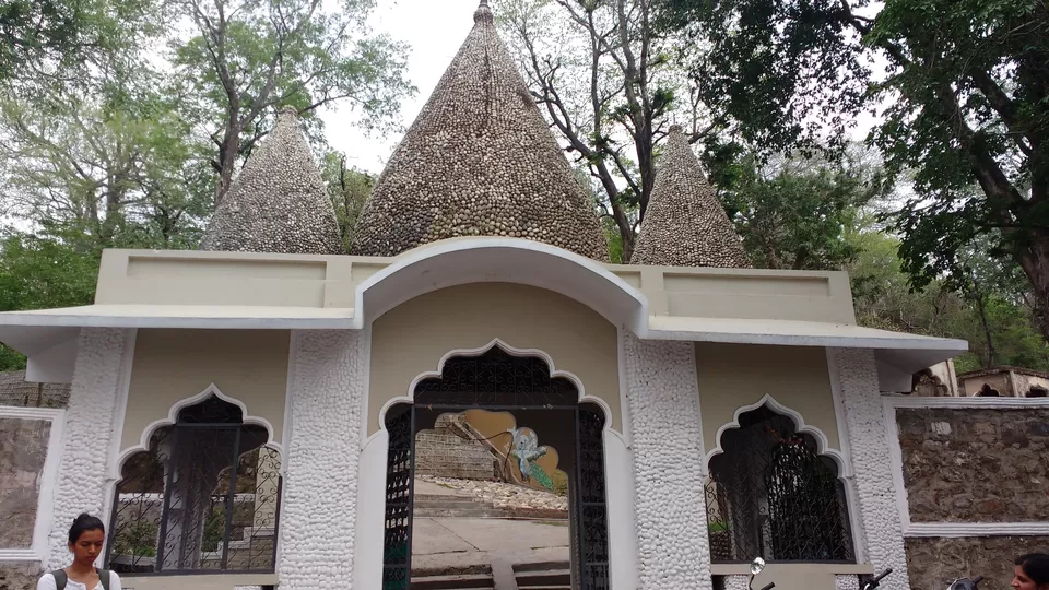 Photo of Beatles Ashram, Swarg Ashram, Rishikesh, Uttarakhand, India by theuncanny_traveller