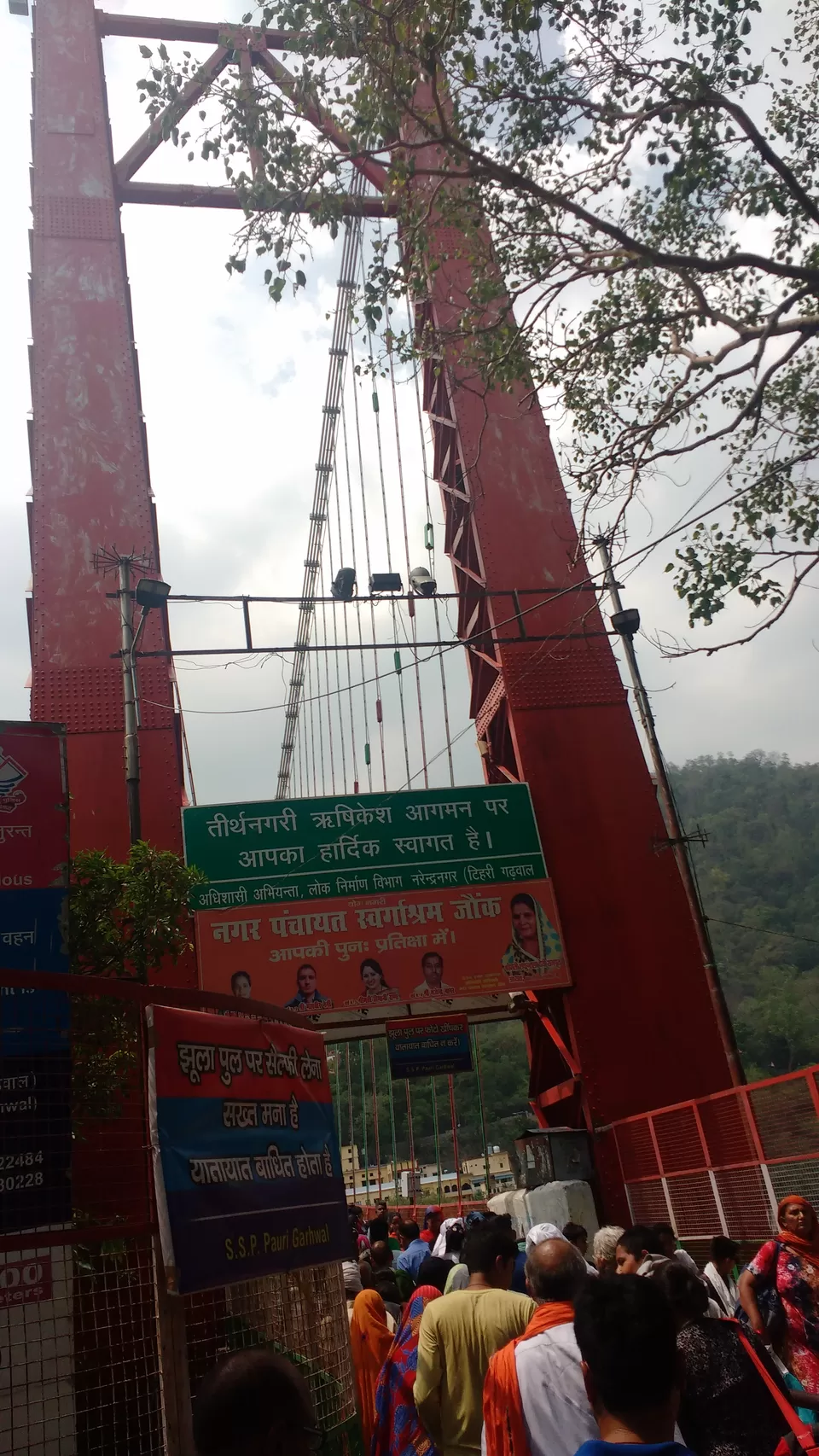 Photo of Rishikesh, Uttarakhand, India by theuncanny_traveller