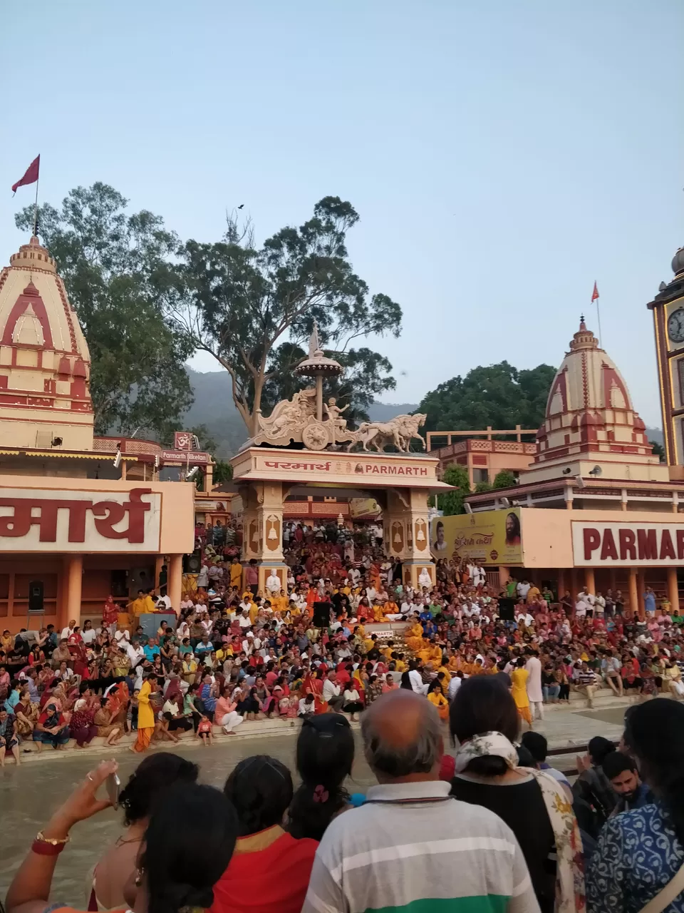 Photo of Parmarth Niketan Ashram, Ram Jhula, Swarg Ashram, Rishikesh, Uttarakhand, India by theuncanny_traveller