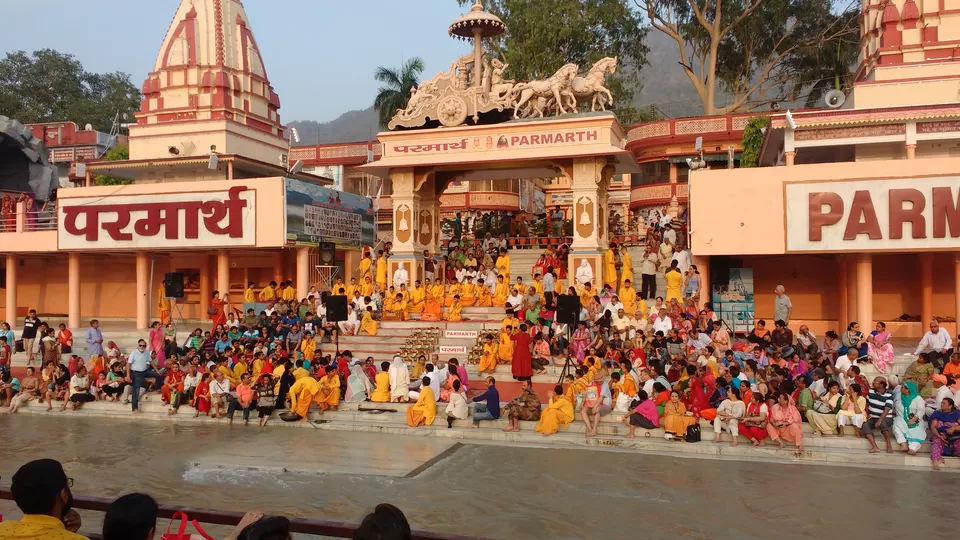 Photo of Parmarth Niketan Ashram, Ram Jhula, Swarg Ashram, Rishikesh, Uttarakhand, India by theuncanny_traveller