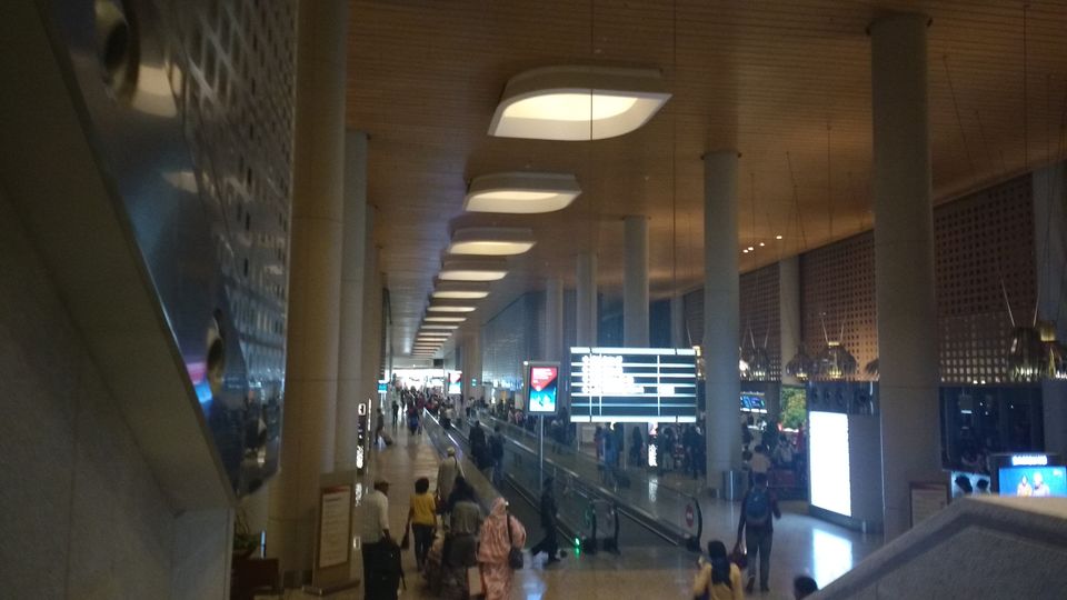 Photo of Chhatrapati Shivaji International Airport, Navpada, Vile Parle East, Vile Parle, Mumbai, Maharashtra by theuncanny_traveller