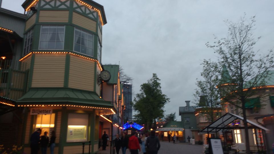 Photo of Liseberg Amusement Park #GothenburgSweden by theuncanny_traveller
