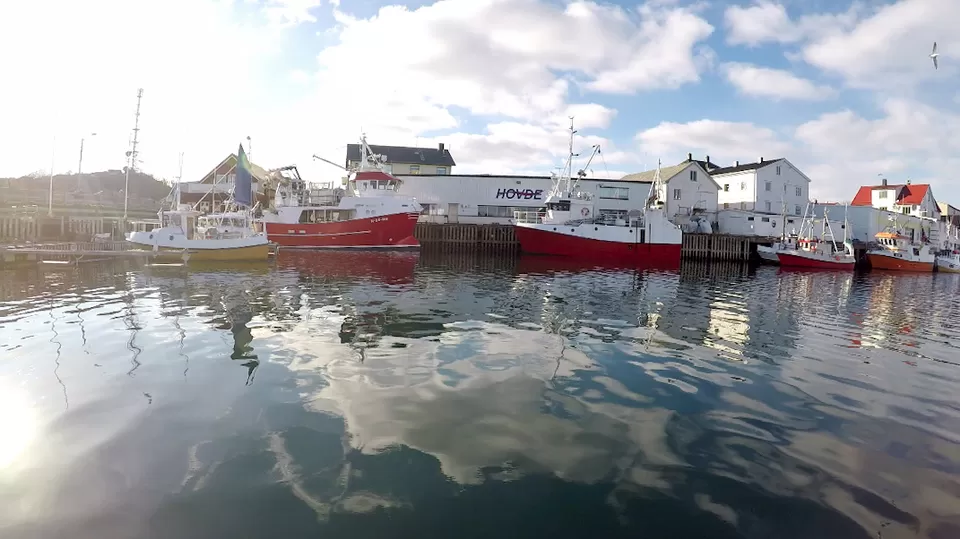 Photo of Henningsvær, Norway by Yamini Gupta