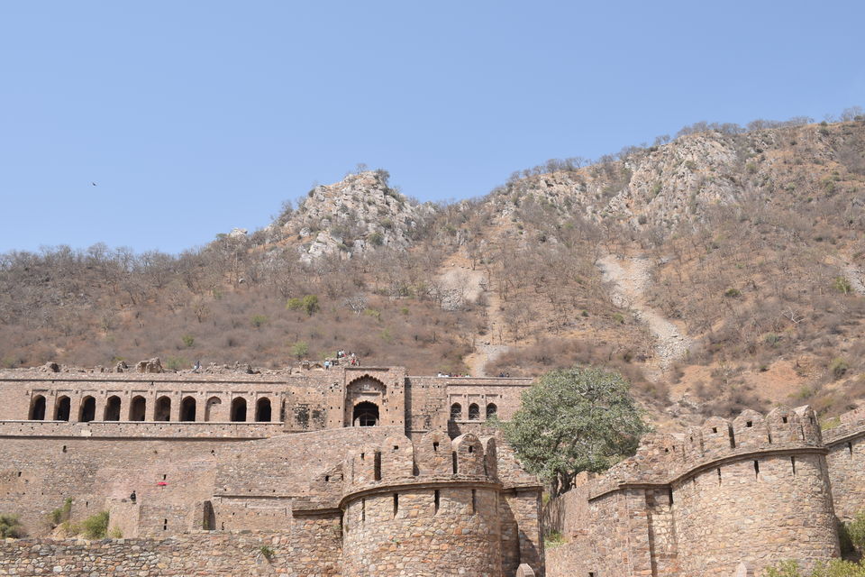 Photo of Bhangarh Fort, Bhangarh, Rajasthan, India by Tatwadarsi Dash