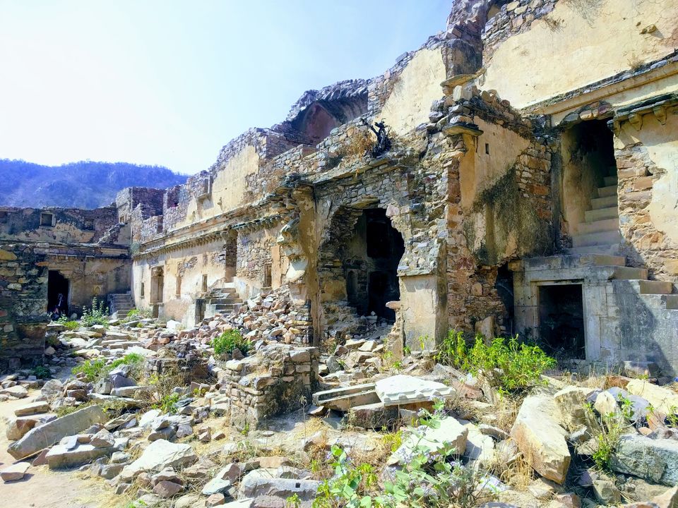 Photo of Bhangarh Fort, Bhangarh, Rajasthan, India by Tatwadarsi Dash