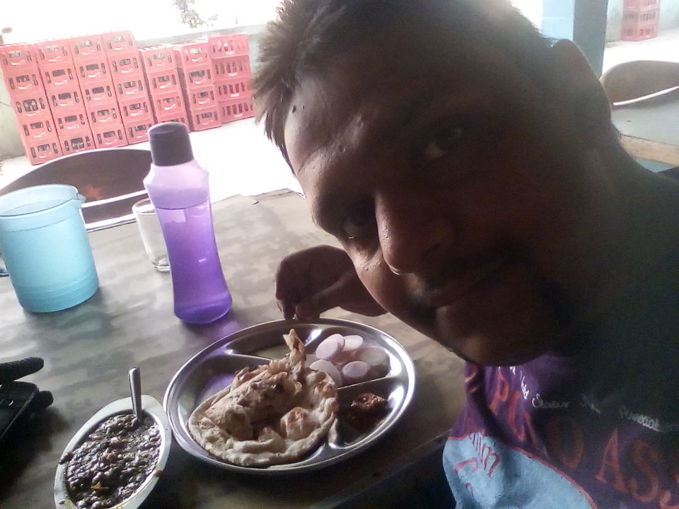Photo of Delhi to Dhanbad on a motorcycle. My first travelogue. by Kaushik Ghoshal
