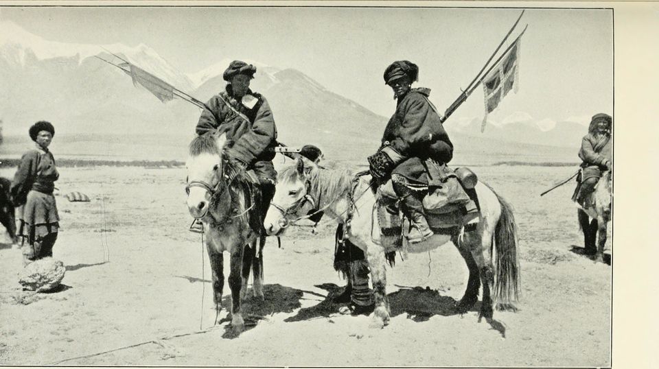 Photo of 5 must-read Books to make you fall more in love with the Himalayas 2/5 by Sourjya Das