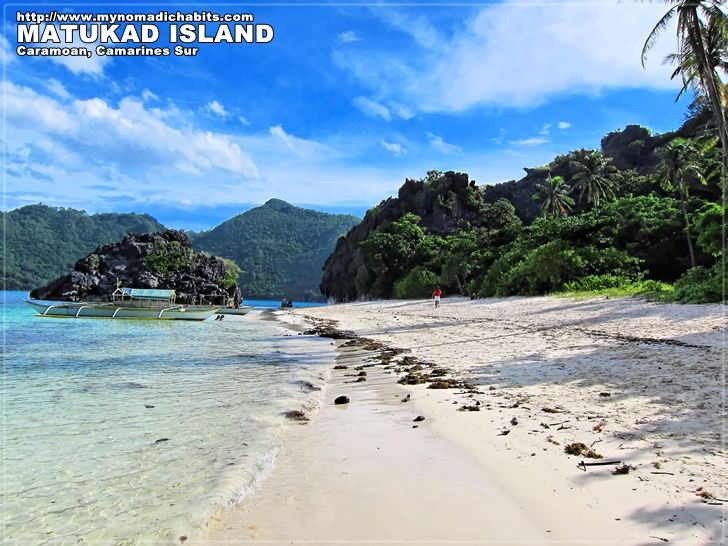 Photo of Footsteps In The Sand: Caramoan, Philippines by Ginogo