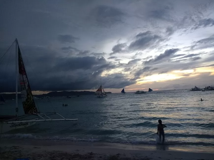 Photo of Boracay, Malay, Western Visayas, Philippines by Bhumika Mehta