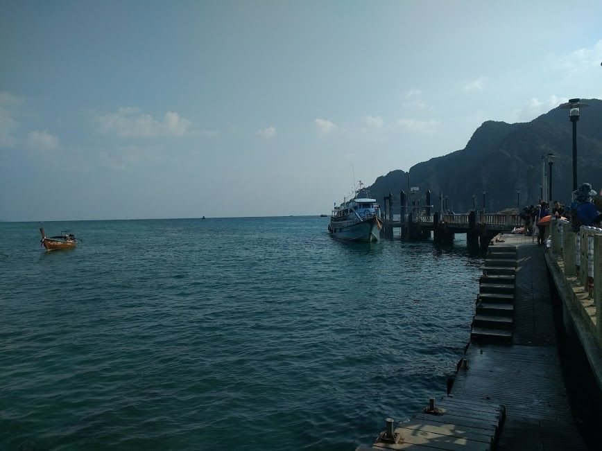 Photo of Phi Phi Island : The beauty crown of Thailand 13/39 by Bhumika Mehta