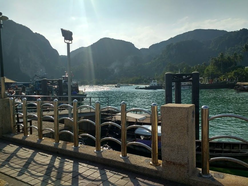 Photo of Phi Phi Island : The beauty crown of Thailand 15/39 by Bhumika Mehta