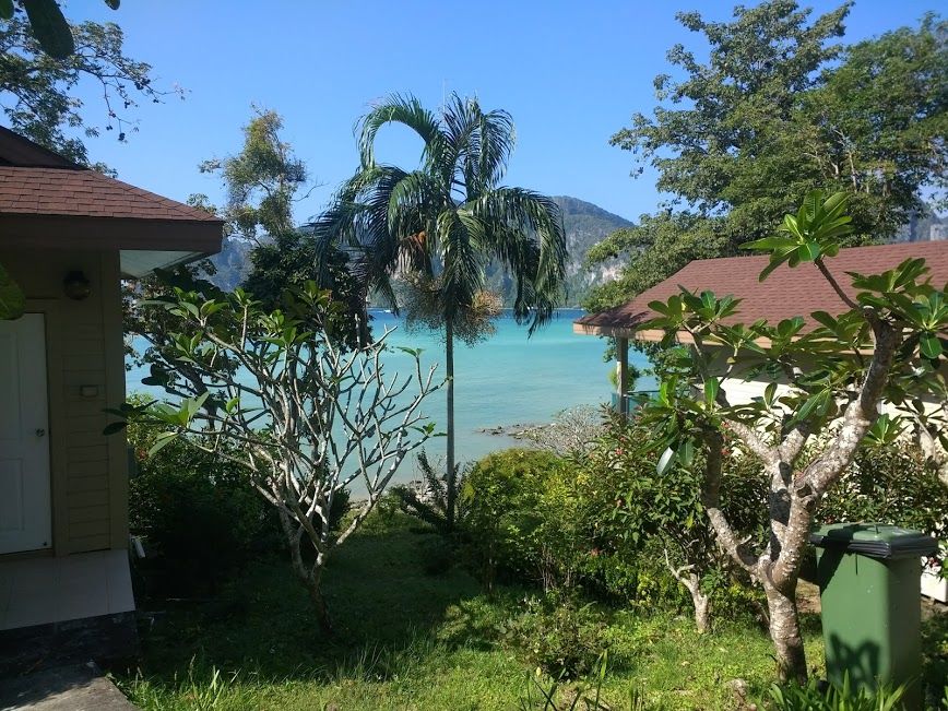 Photo of Phi Phi Island : The beauty crown of Thailand 25/39 by Bhumika Mehta