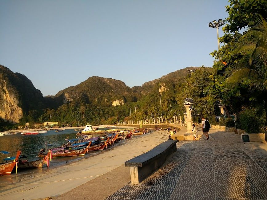 Photo of Phi Phi Island : The beauty crown of Thailand 39/39 by Bhumika Mehta