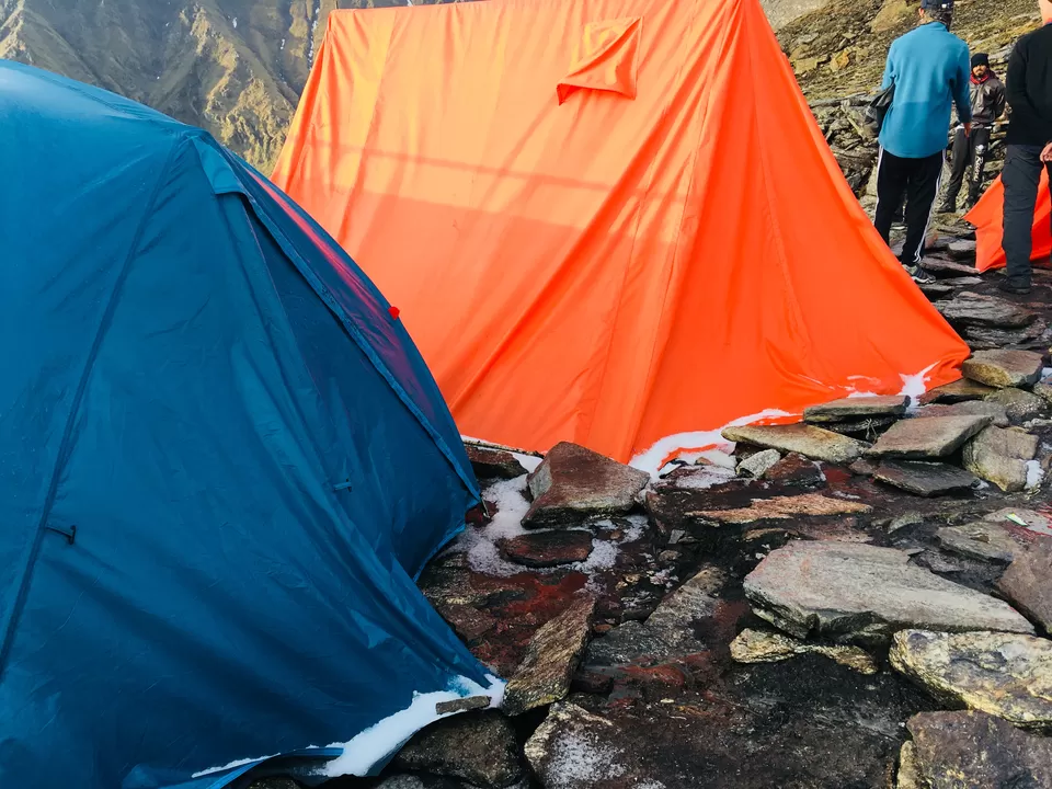 Photo of Bhagwa Basa, Roopkund Trail, Uttarakhand, India by Sreya Mantena