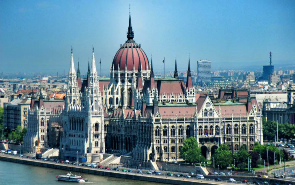Photo of 5 European Cities You Simply Must Visit! 1/5 by Bank Bazaar