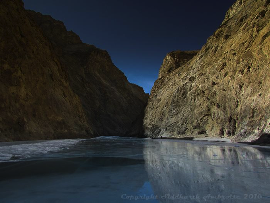 Photo of Chadar Trek – Climb on and Prosper 1/3 by Bank Bazaar