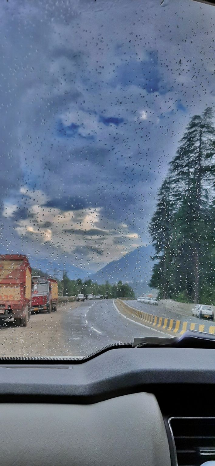 Photo of Manali, Himachal Pradesh, India by Manpreet Walia