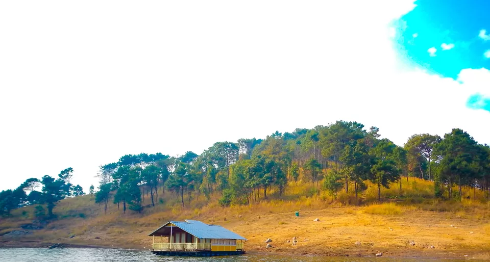 Photo of Umiam Lake, East Khasi Hills, Meghalaya, India by Richa Devi