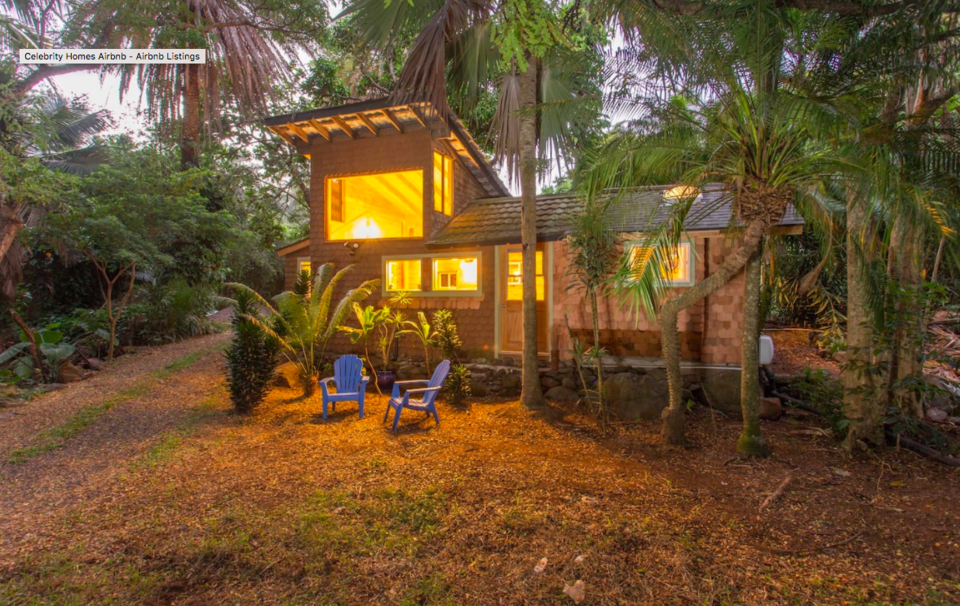 Photo of Gorgeous Celebrity Homes That You Can Actually Book Right Now! 4/13 by Richa Devi