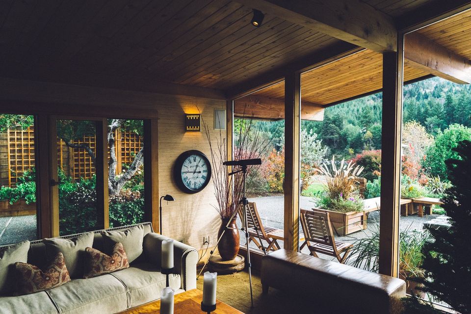 Photo of Gorgeous Celebrity Homes That You Can Actually Book Right Now! by Richa Devi