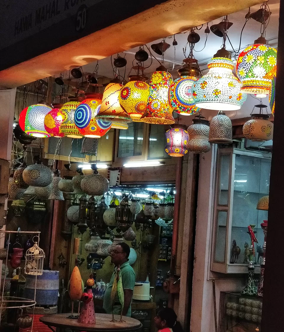 Photo of Tripolia Bazar, Badi Choupad, Pink City, Jaipur, Rajasthan, India by Whereyougo_thereyouare