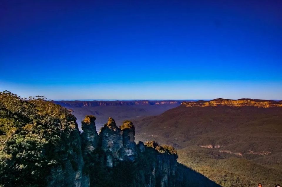 Photo of Blue Mountains, New South Wales, Australia by PeppyTravelGirl