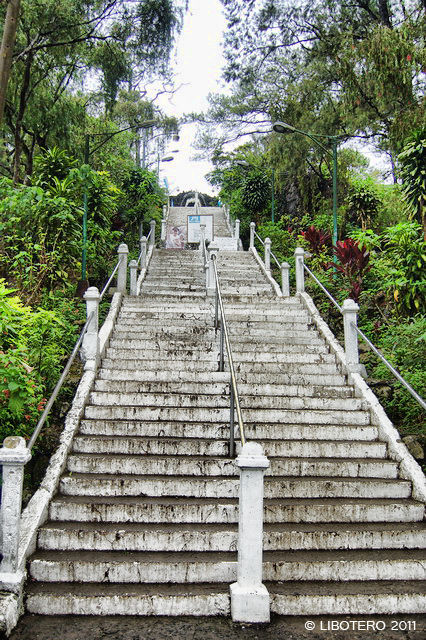 Photo of Lourdes Grotto, Dominican Hill Road, Baguio, Cordillera Administrative Region, Philippines by Libotero