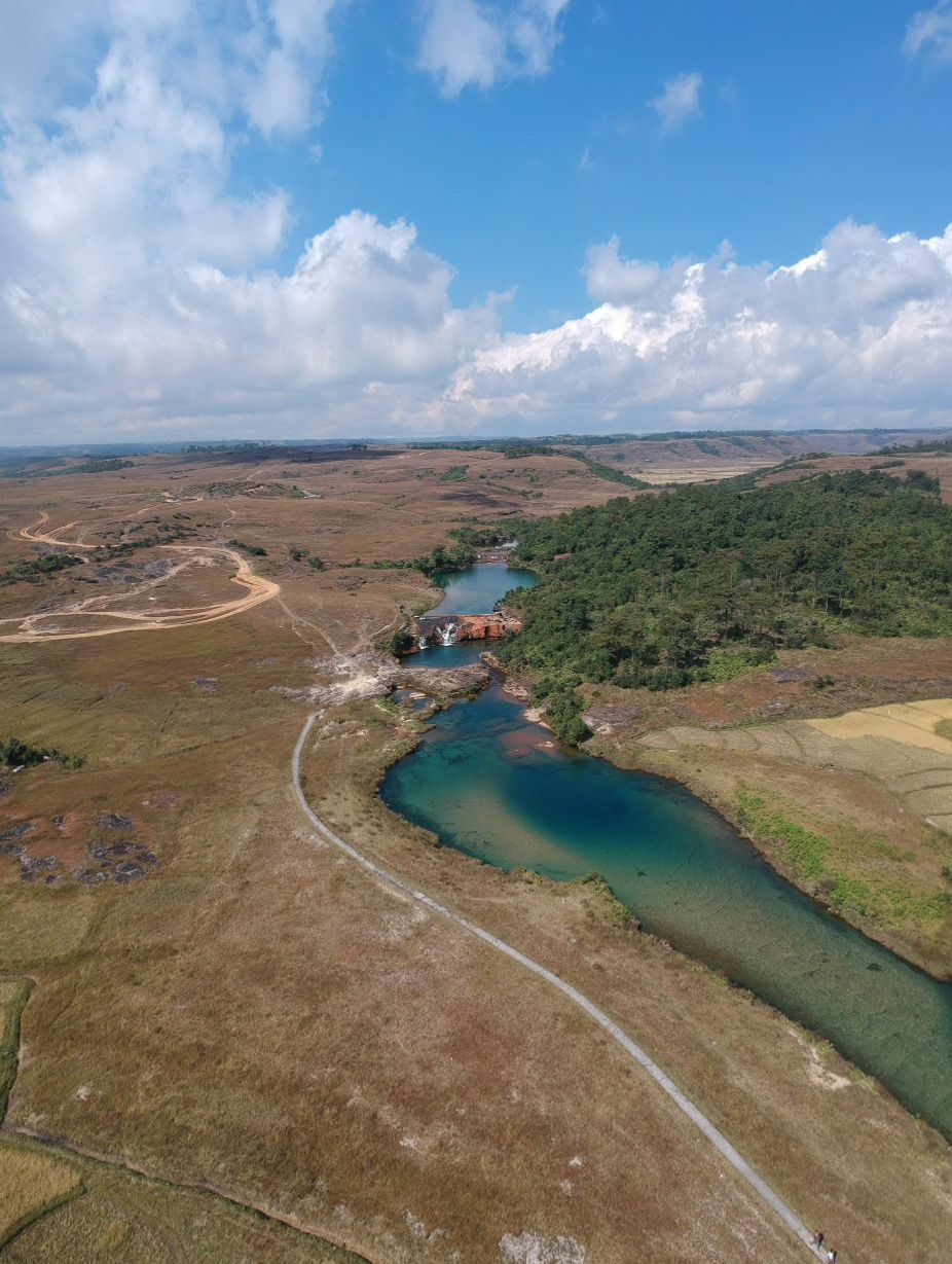 Photo of If you visited Meghalaya and missed to halt at this place. 1/3 by Rituraj Gogoi