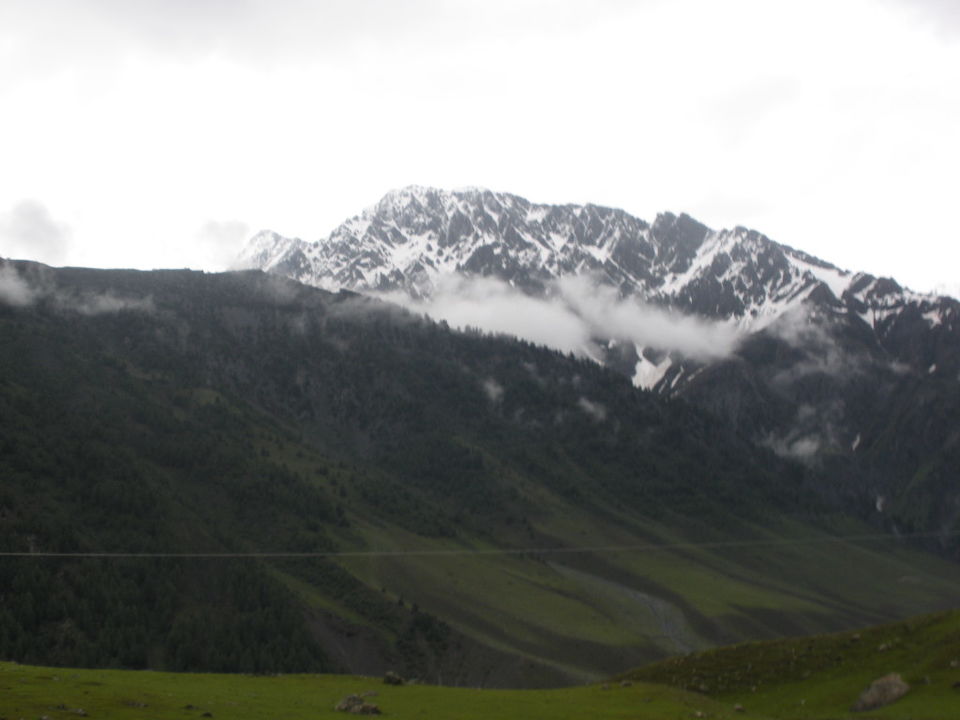 Photo of Family sojourn to Kashmir: Paradise on earth 8/15 by Dishita.1210