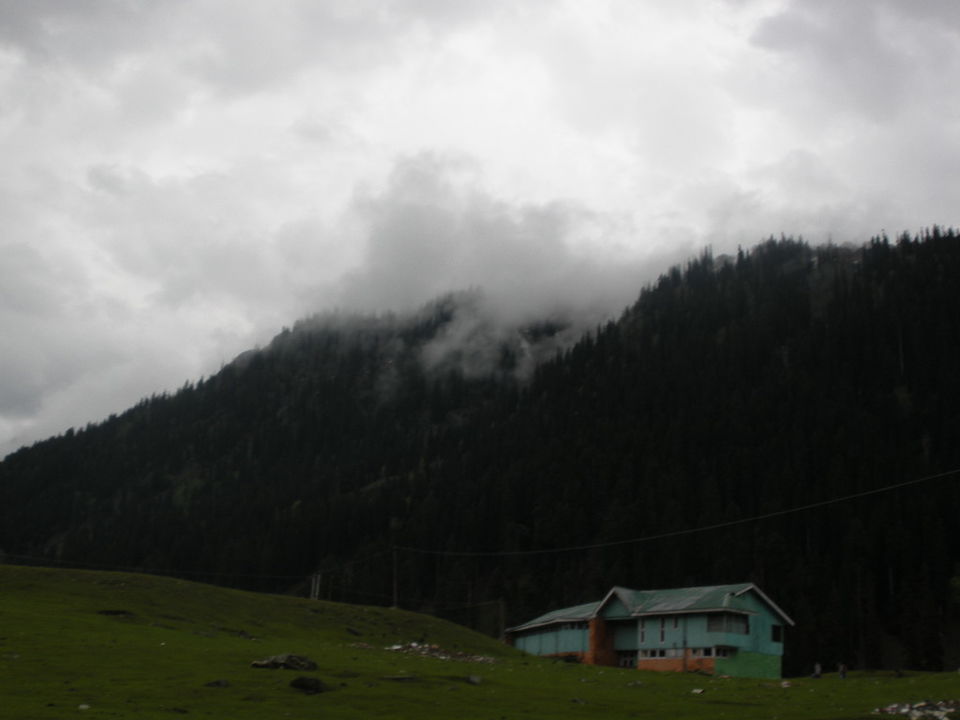 Photo of Family sojourn to Kashmir: Paradise on earth 9/15 by Dishita.1210