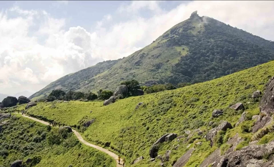 Photo of Gandhipuram, Coimbatore, Tamil Nadu, India by Aditya Singh