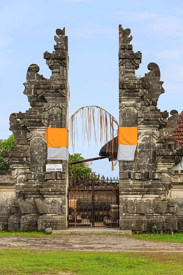 Photo of Taman Ayun Temple, Mengwi, Badung Regency, Bali, Indonesia by Shreakosphere